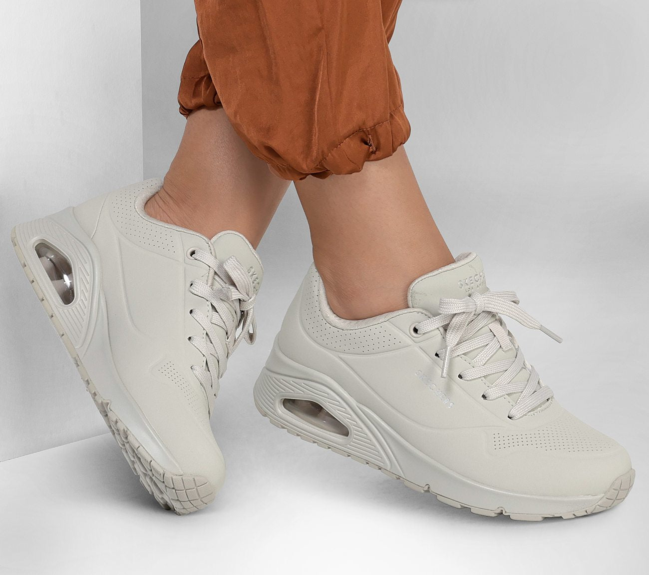Uno - Stand On Air Shoe Skechers