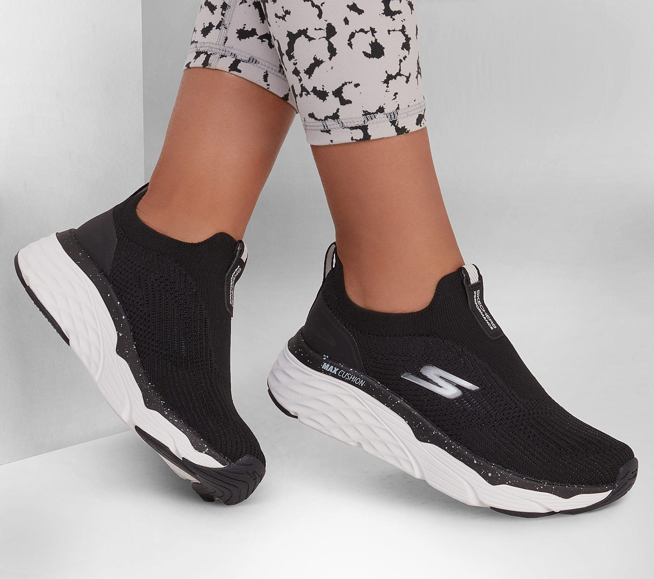 Max Cushioning Elite Promised Shoe Skechers