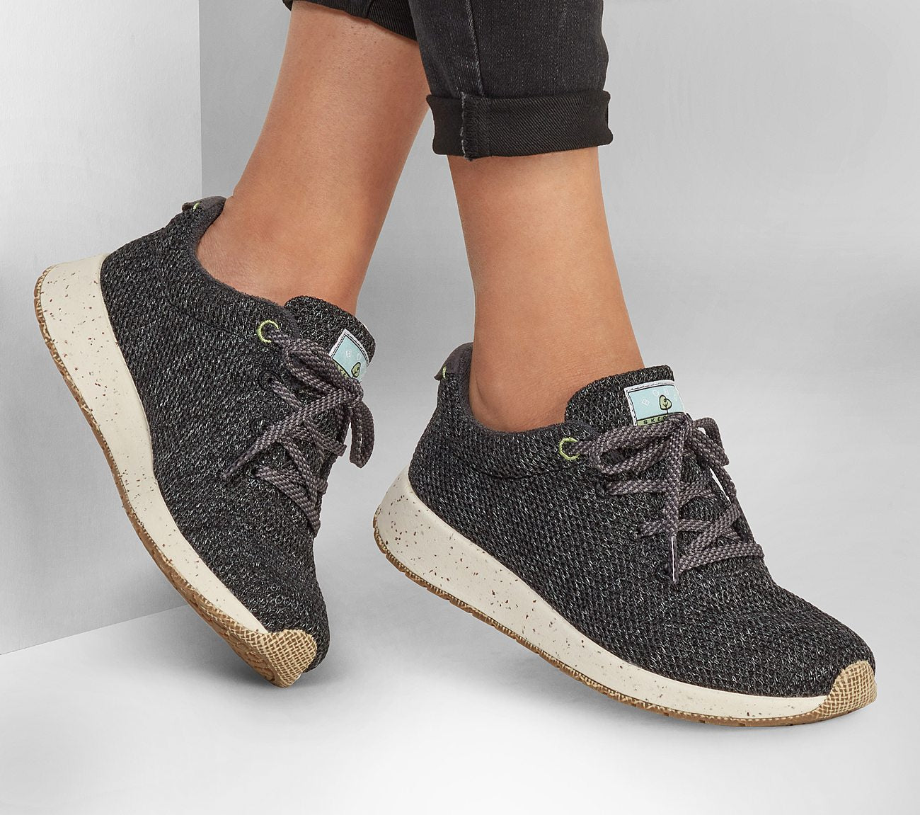 BOBS Earth - Groove Shoe Skechers