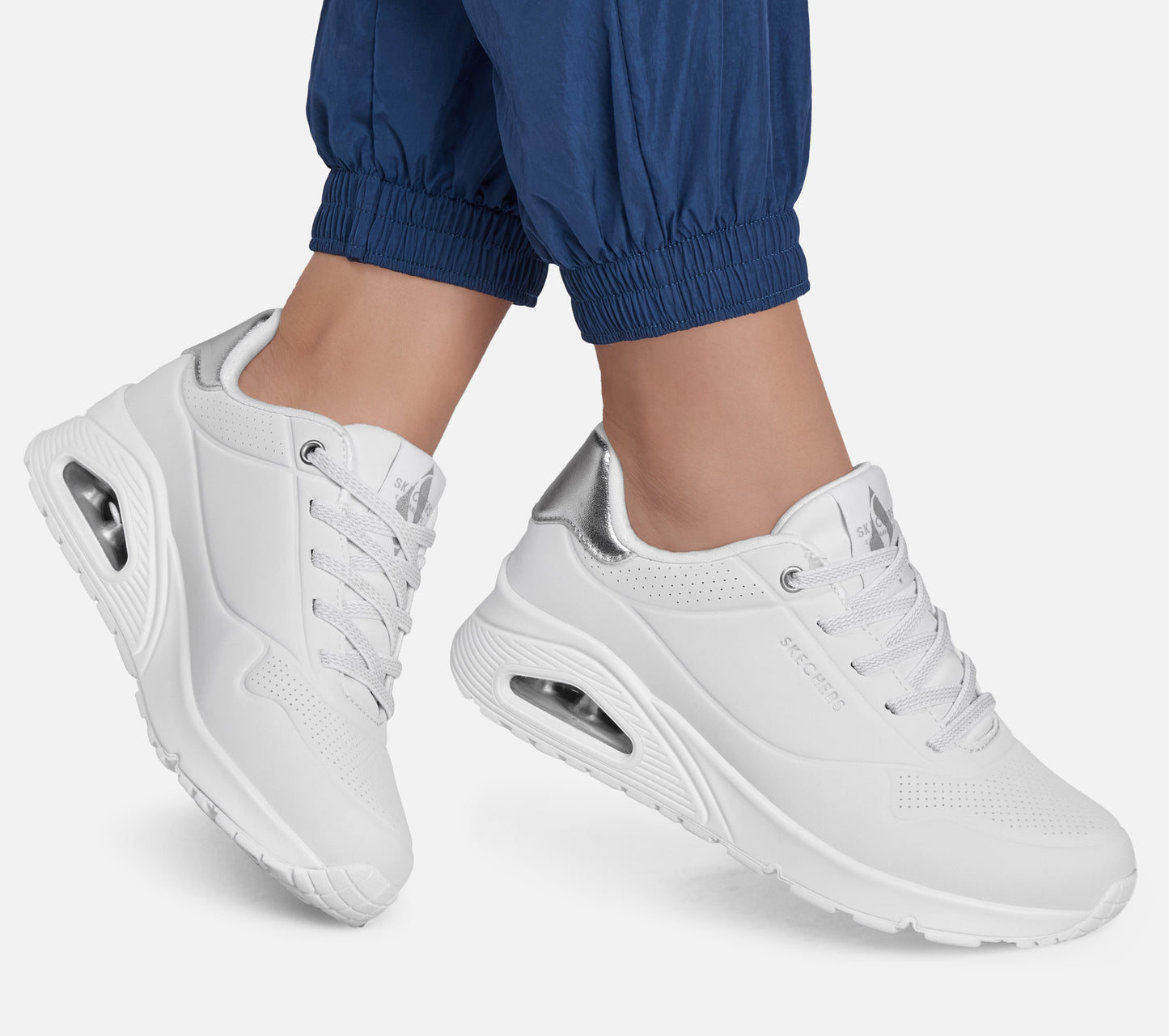 Wide Fit: Uno - Shimmer Away Shoe Skechers.dk