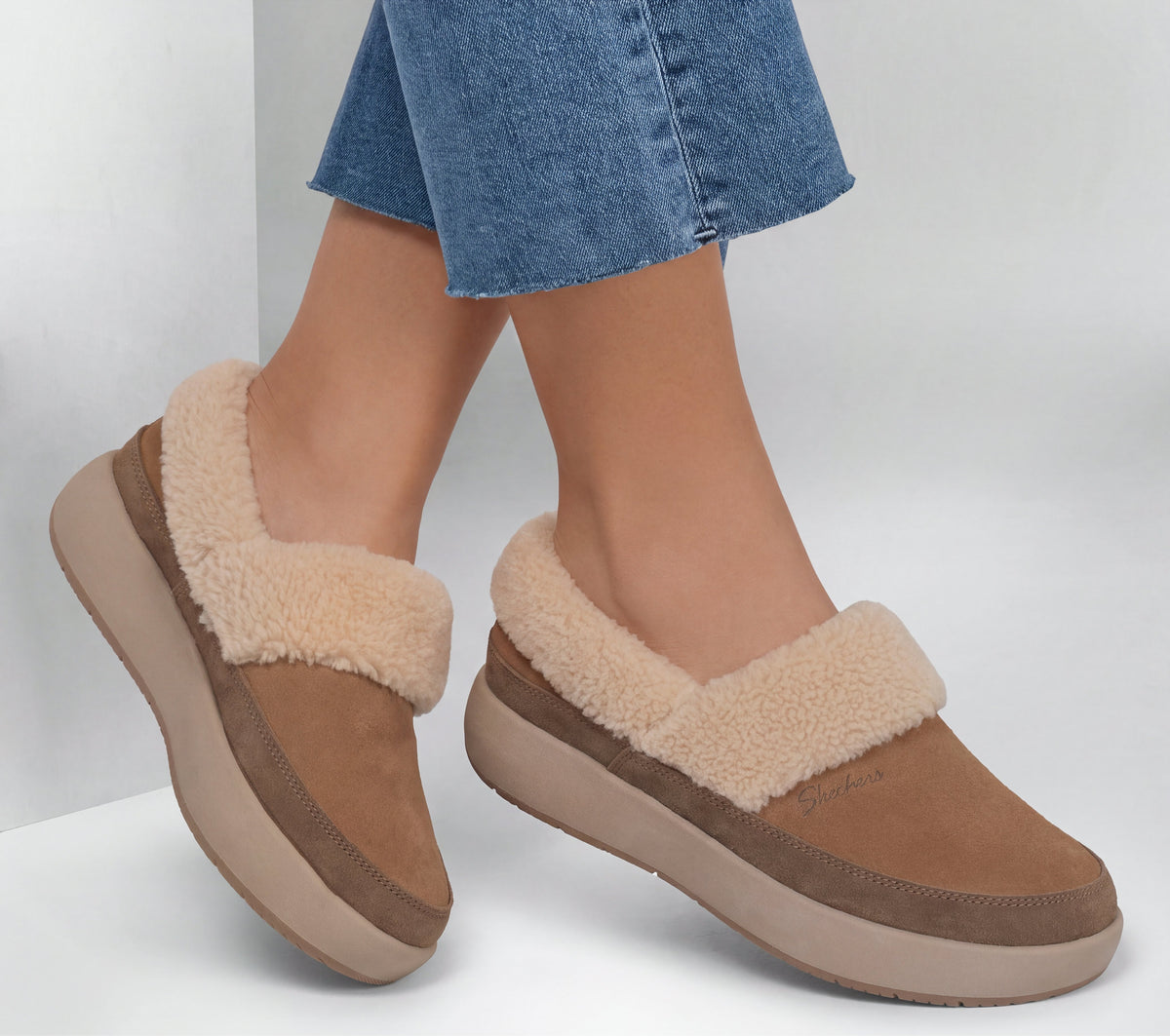 Relaxed Fit: Cozy Lodge - Cedar Snuggle Slipper Skechers.dk