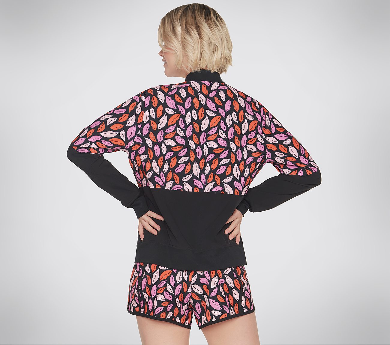 DVF: Skechweave Midnight Kiss - Vendbar Bomberjakke Clothes Skechers