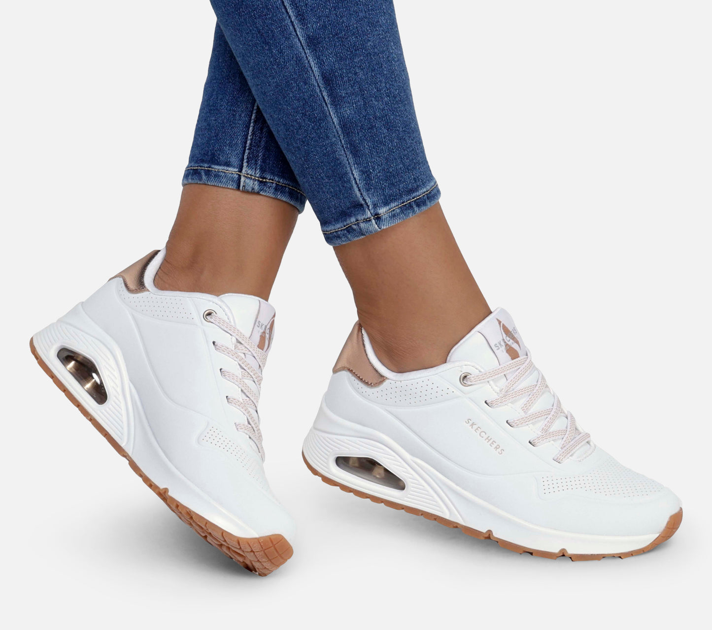 Wide Fit: Uno - Shimmer Away Shoe Skechers.dk