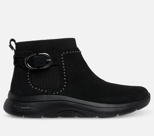 GO WALK x Martha Stewart: Arch Fit 2.0